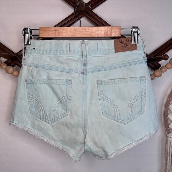 Hollister Light Blue Lace Front Shorts - Picture 2 of 3